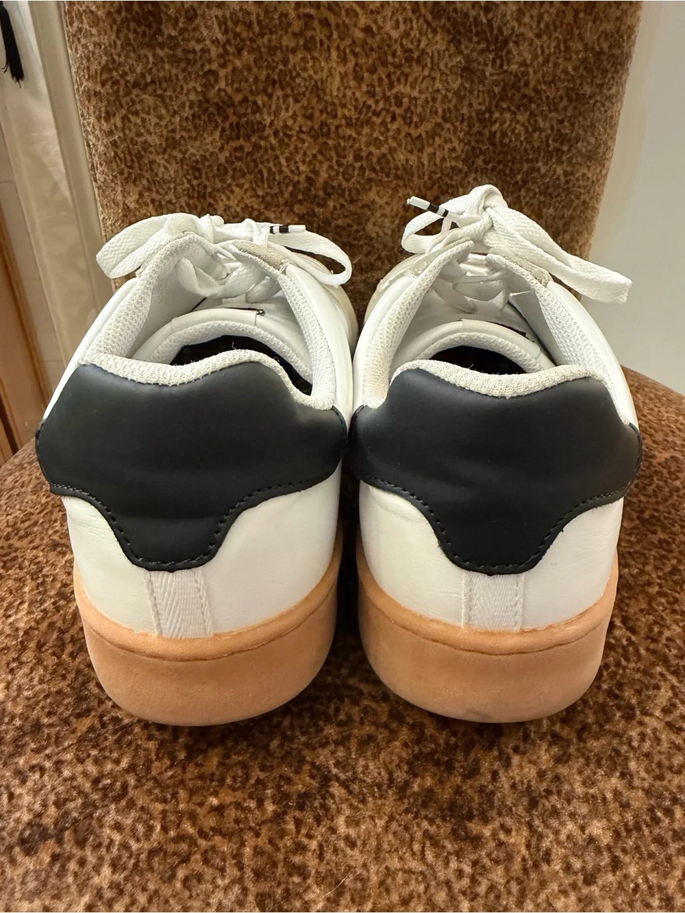 Ben Sherman White, Black & Tan Low-Top Sneakers